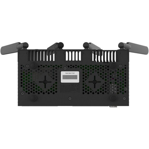 Маршрутизатор Mikrotik RB4011iGS+5HacQ2HnD-IN+L5-10xGigabit port router with a Quad-core 1.4Ghz C